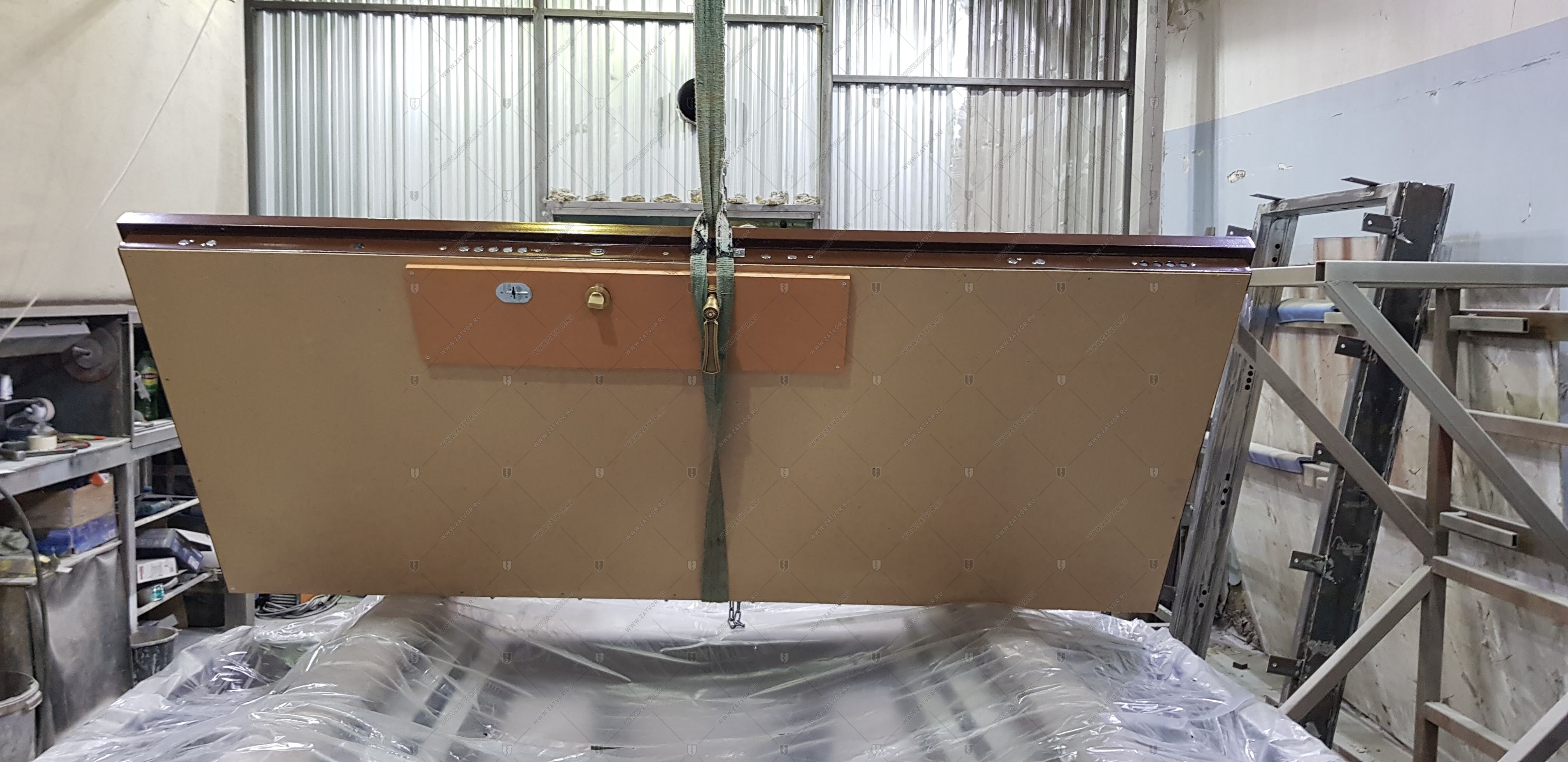 Бронированная дверь БАСТИОН-3 (правые петли)_14