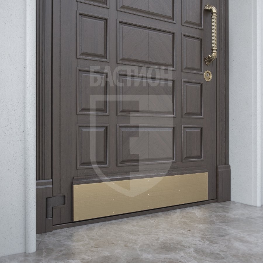 Пластина защитно-декоративная из латуни или нержавейки внизу панели 